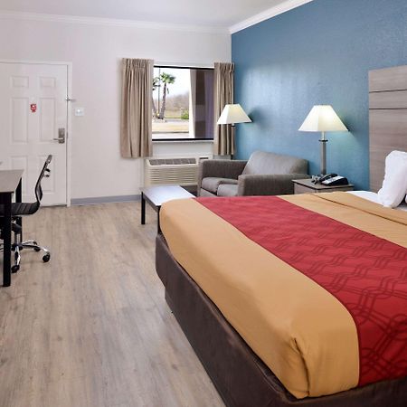 Econo Lodge Inn & Suites Port Arthur Near Sabine Pass Kültér fotó