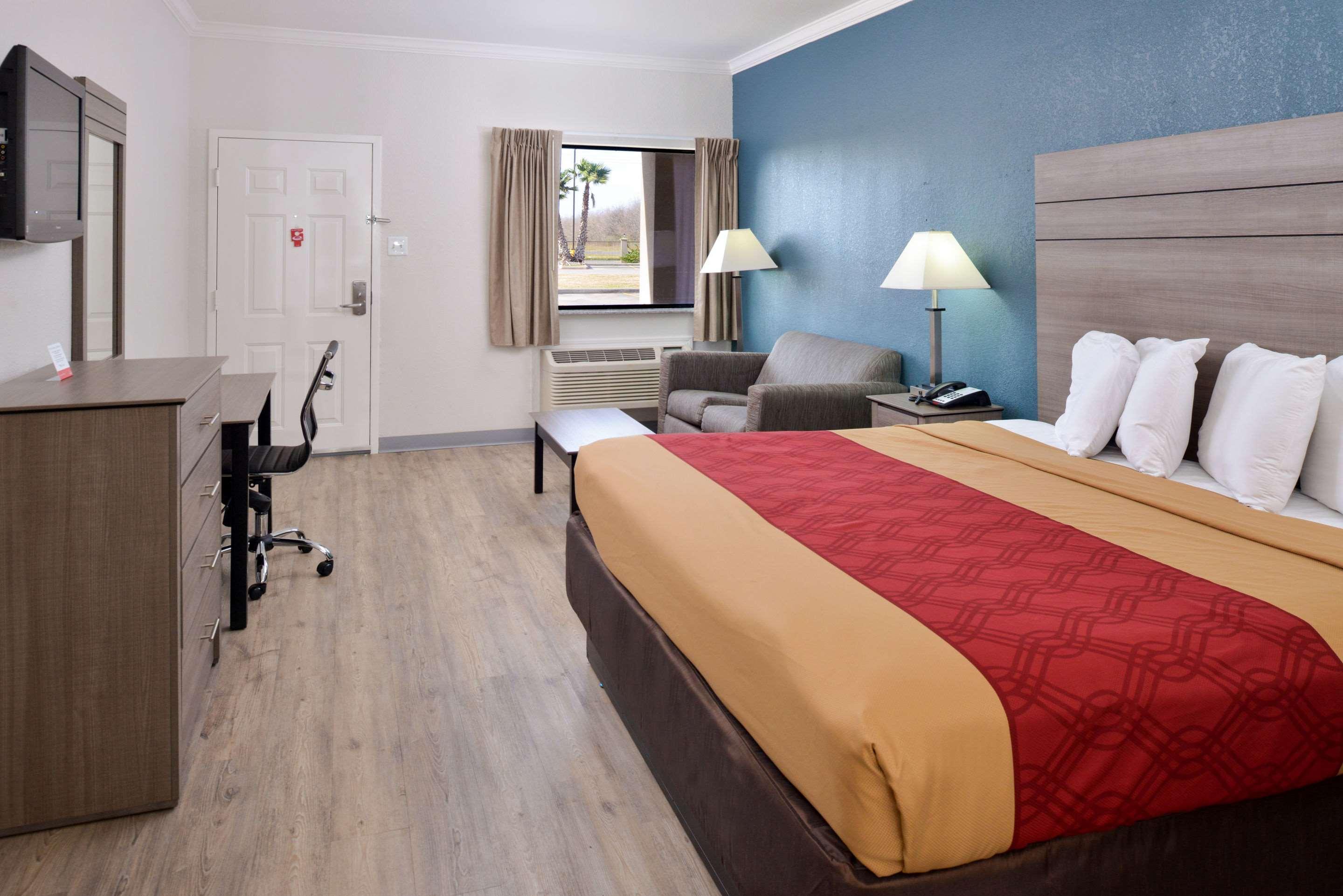 Econo Lodge Inn & Suites Port Arthur Near Sabine Pass Kültér fotó