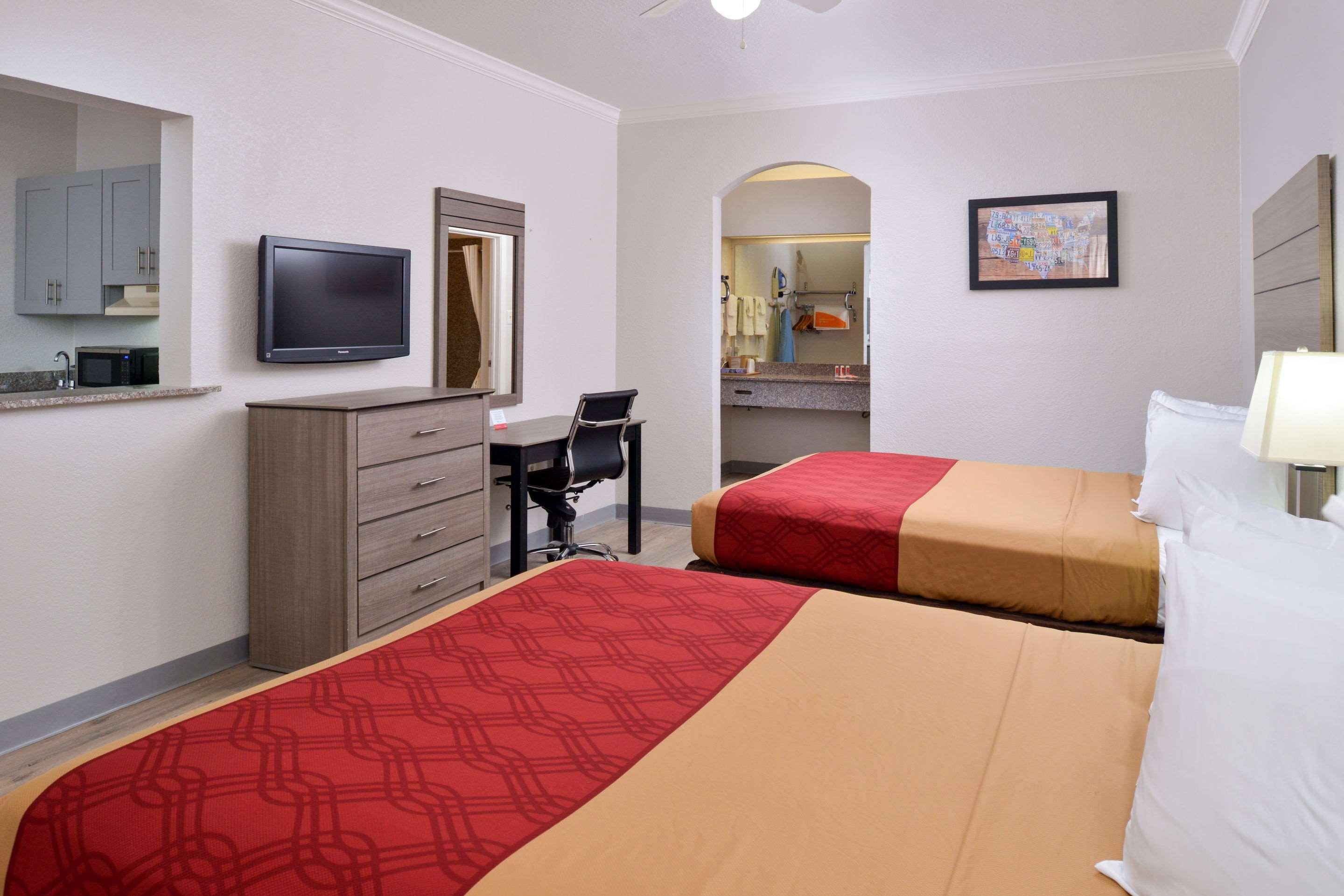 Econo Lodge Inn & Suites Port Arthur Near Sabine Pass Kültér fotó